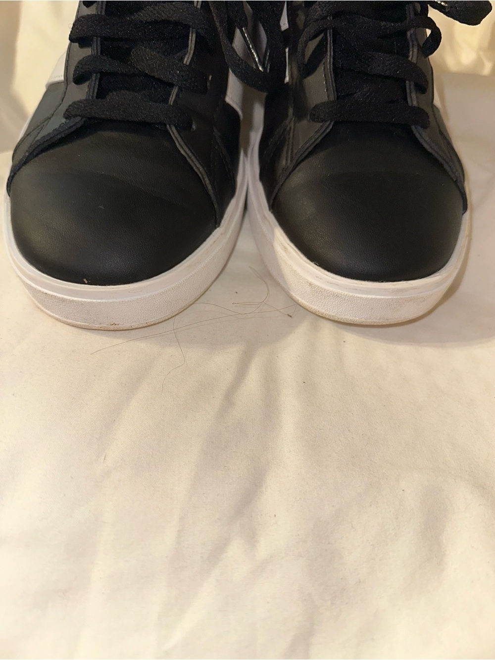 Adidas Classic Black Three-Stripe Lace Up Sneakers Size 9 - Picture 5 of 7